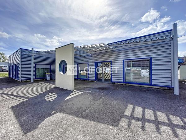 Location local commercial Vesoul - 23 pièce(s) - 383 m² - 5 900 € par mois