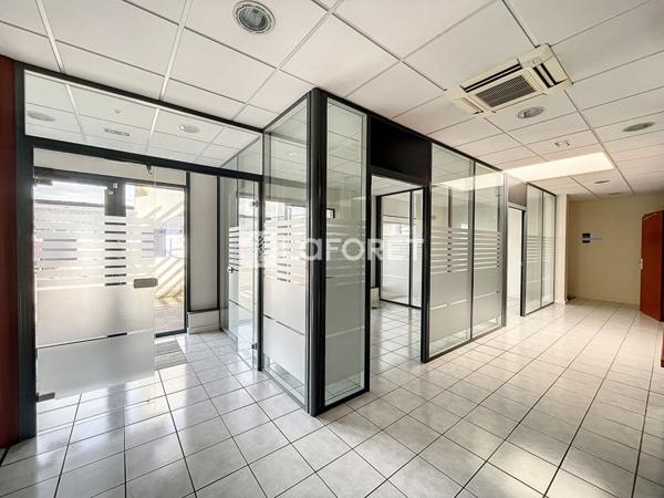 Location local commercial Vesoul - 23 pièce(s) - 383 m² - 5 900 € par mois