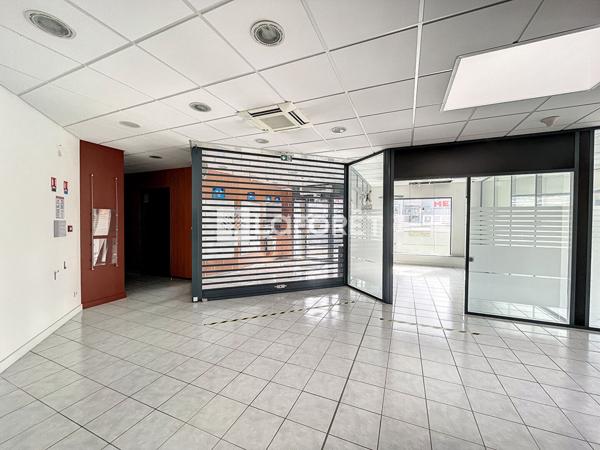 Location local commercial Vesoul - 23 pièce(s) - 383 m² - 5 900 € par mois