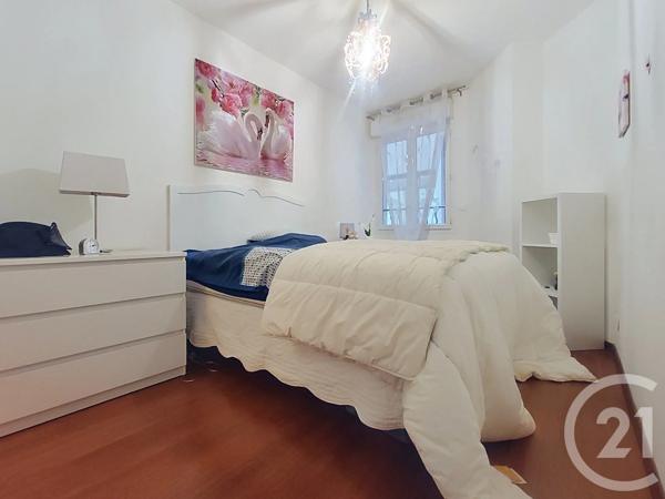 Appartement F4 à vendre  4 pièces - 90,77 m 2   DRAGUIGNAN  - 83
