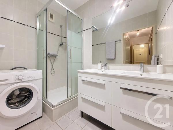 Appartement F4 à vendre  4 pièces - 90,77 m 2   DRAGUIGNAN  - 83