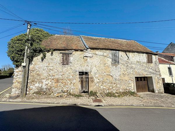 EXCLUSIVITÉ ERA IMMOBILIER CHAUMONTEL GRANGE EN PIERRES À RÉNOVER