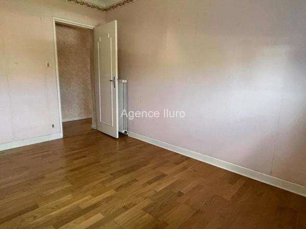 Maison - Proximite oloron-sainte-marie - Réf.:205353 MAISON D'HABITATION T4 AVEC JARDIN EN BON ETAT STRUCTUREL -