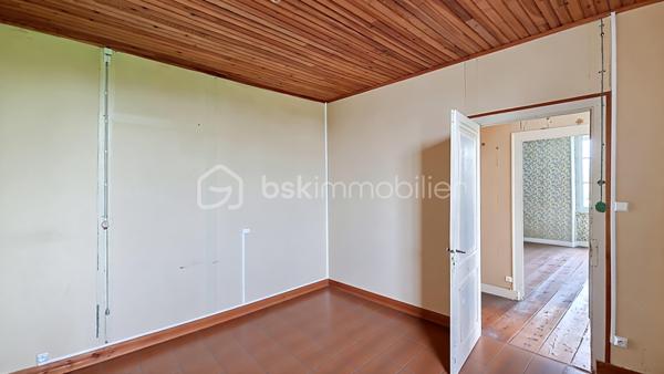Maison ancienne de 143,73 m²