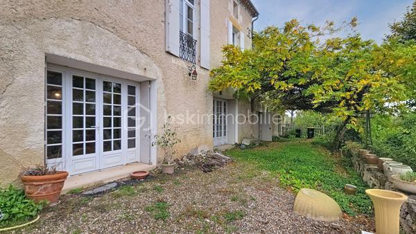 Maison ancienne de 143,73 m²