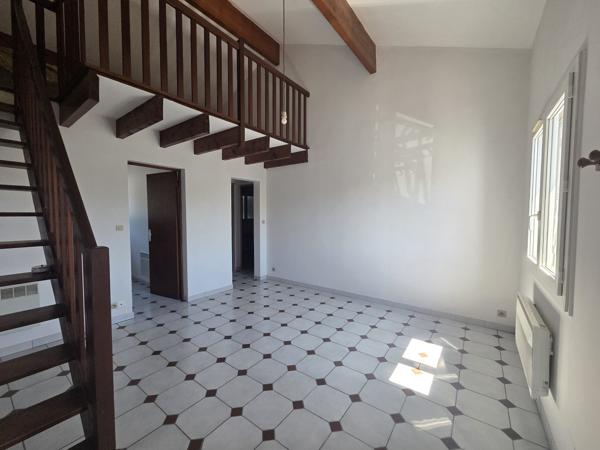 CREON APPARTEMENT T2 BIS AVEC PARKING