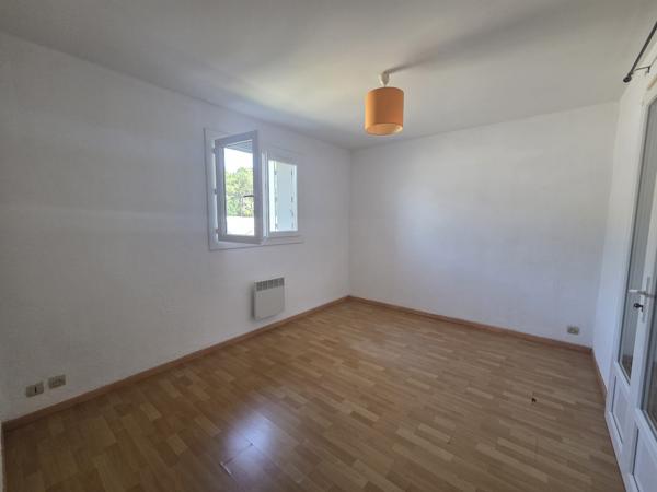 CREON APPARTEMENT T2 BIS AVEC PARKING