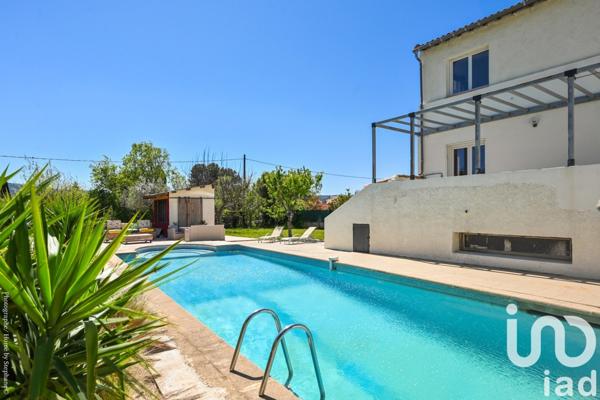 Maison à vendre 8 pièces 233 m² Aubagne