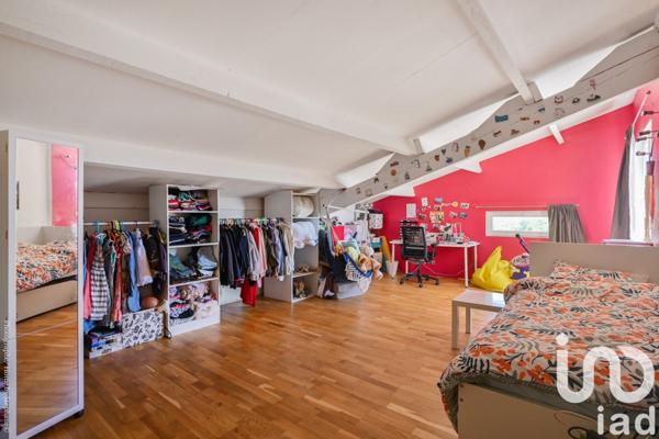 Maison à vendre 8 pièces 233 m² Aubagne