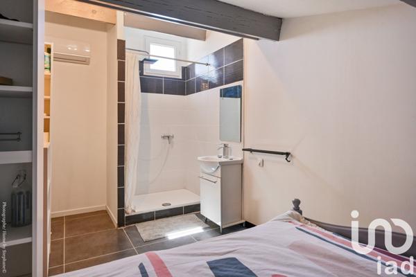 Maison à vendre 8 pièces 233 m² Aubagne