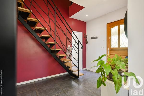 Maison à vendre 8 pièces 233 m² Aubagne