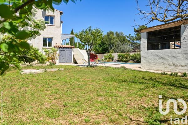 Maison à vendre 8 pièces 233 m² Aubagne
