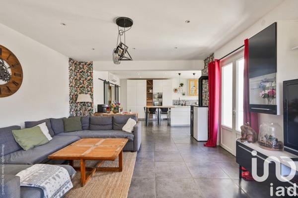 Maison à vendre 8 pièces 233 m² Aubagne
