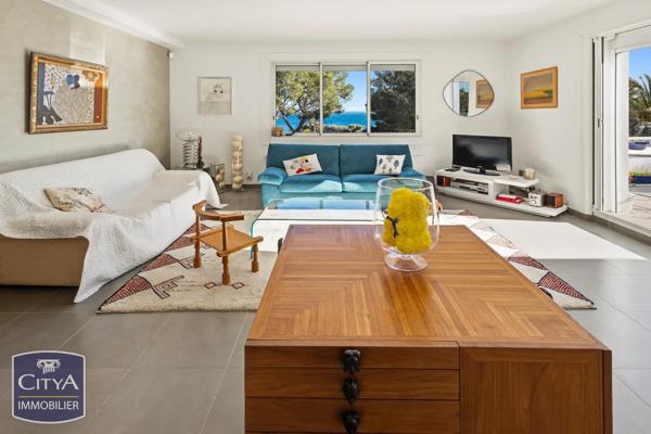 Appartement à vendre 3 pièces 87m² Roquebrune-sur-Argens (83380)