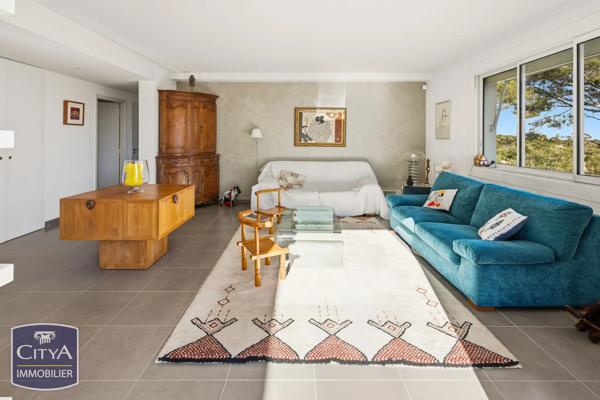 Appartement à vendre 3 pièces 87m² Roquebrune-sur-Argens (83380)