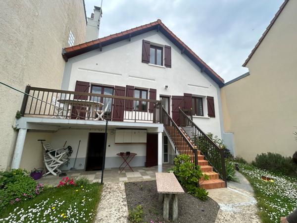 Maison Nanterre 6 pièce(s) 141 m2