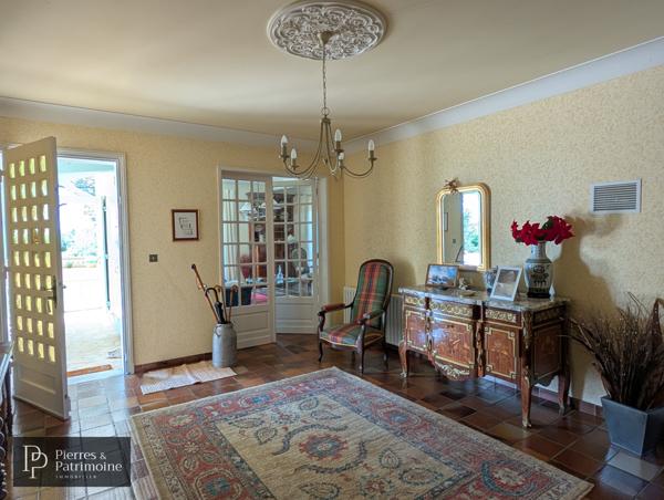 Lavardac (47230) Villa de plain pied avec sous sol, piscine couverte et vue Pyrénées