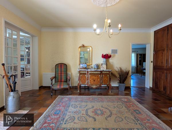 Lavardac (47230) Villa de plain pied avec sous sol, piscine couverte et vue Pyrénées