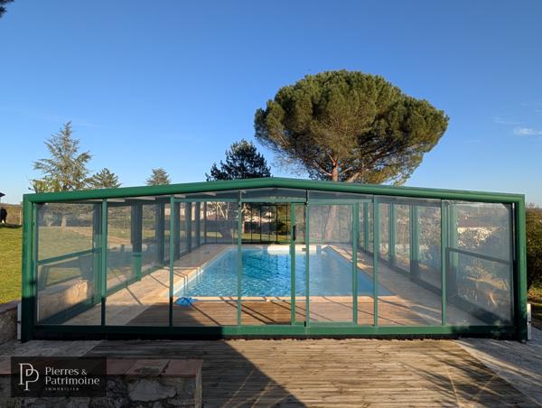 Lavardac (47230) Villa de plain pied avec sous sol, piscine couverte et vue Pyrénées