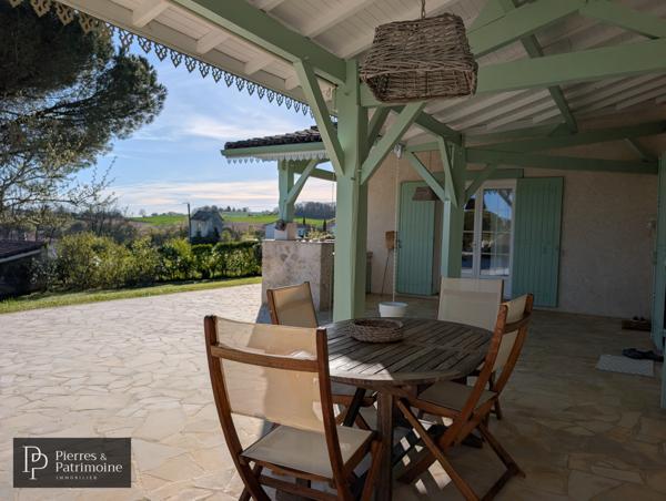 Lavardac (47230) Villa de plain pied avec sous sol, piscine couverte et vue Pyrénées