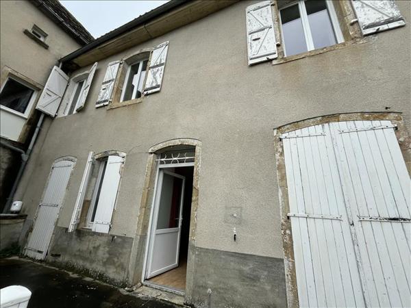 Immeuble à vendre |  Alvignac |  250 m²