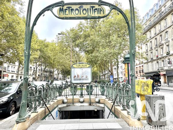 Appartement à vendre 3 pièces 68 m² Paris 20