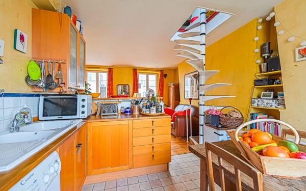 Appartement à vendre    4 pièces • 76,12 m2 Paris 19