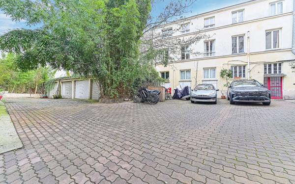 Appartement à vendre    4 pièces • 76,12 m2 Paris 19