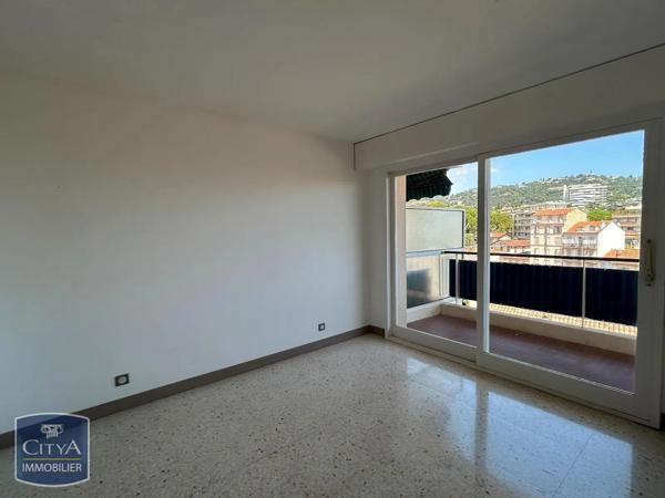Appartement à louer 4 pièces 88.43m² Cannes (06400)