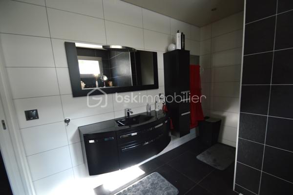 Maison contemporaine de 236 m²