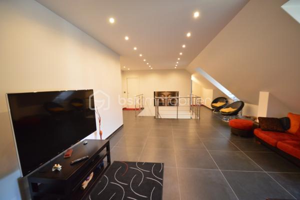 Maison contemporaine de 236 m²