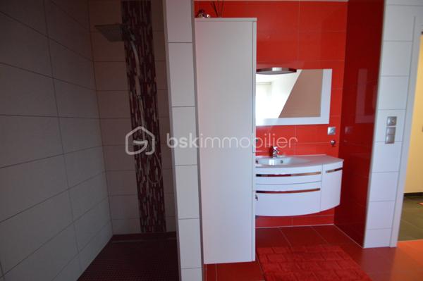 Maison contemporaine de 236 m²