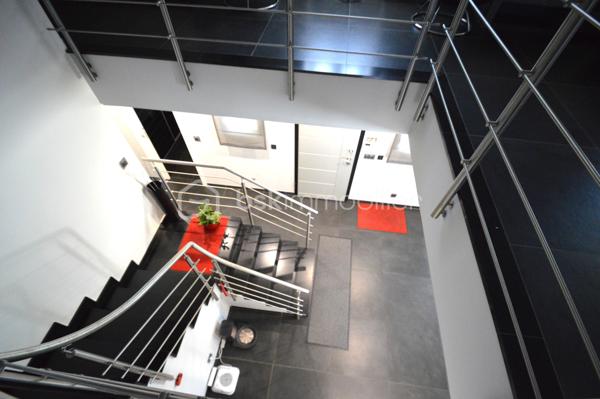 Maison contemporaine de 236 m²