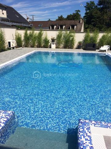 Maison contemporaine de 236 m²