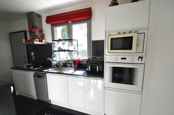 Maison contemporaine de 236 m²