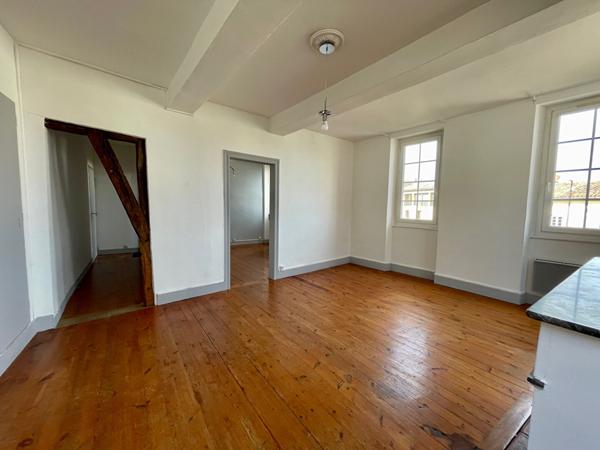 Appartement Lombez 3 pièce(s) 74.81 m²