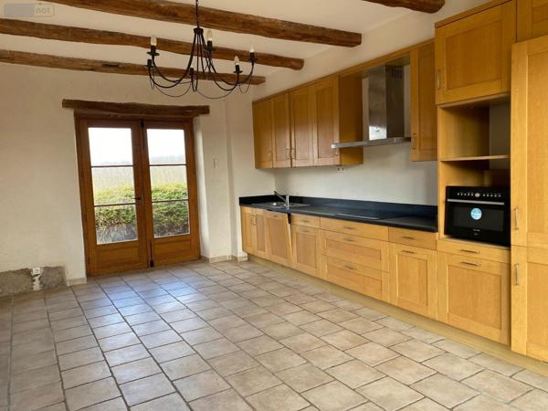 Maison individuelle à vendre à Saint-Bonnet-de-Joux en Saône-et-Loire (71220), ref : M-E-GA