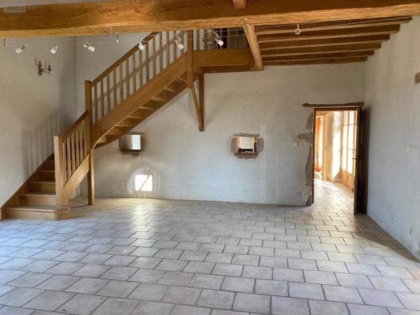 Maison individuelle à vendre à Saint-Bonnet-de-Joux en Saône-et-Loire (71220), ref : M-E-GA