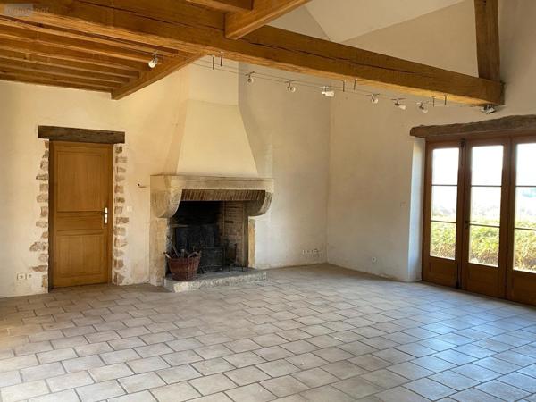 Maison individuelle à vendre à Saint-Bonnet-de-Joux en Saône-et-Loire (71220), ref : M-E-GA