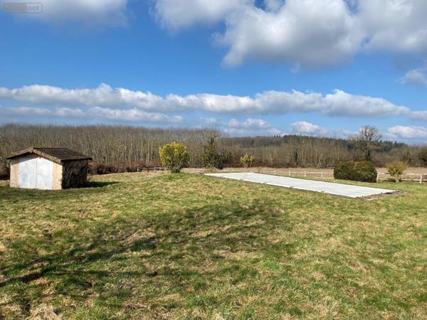 Maison individuelle à vendre à Saint-Bonnet-de-Joux en Saône-et-Loire (71220), ref : M-E-GA