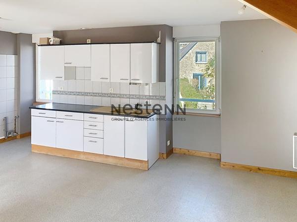 Appartement T3 en duplex à vendre dans le centre de Noyalo