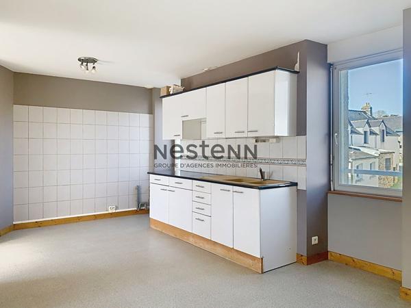 Appartement T3 en duplex à vendre dans le centre de Noyalo