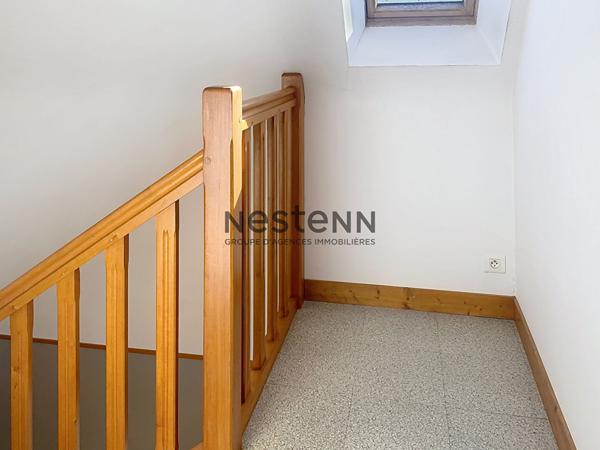 Appartement T3 en duplex à vendre dans le centre de Noyalo