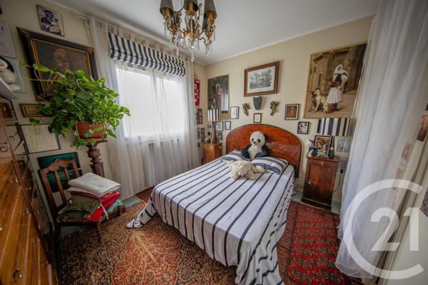 Maison à vendre  4 pièces - 79 m 2   ST MEDARD EN JALLES  - 33
