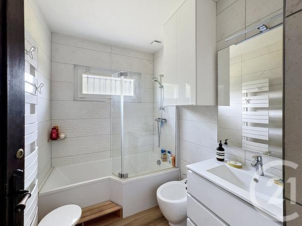 Maison à vendre  4 pièces - 130 m 2   LA TESTE DE BUCH  - 33