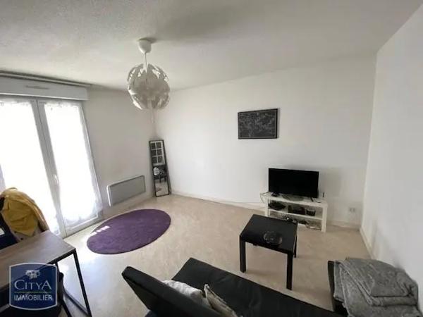 Appartement à louer 3 pièces 49.28m² Poitiers (86000)
