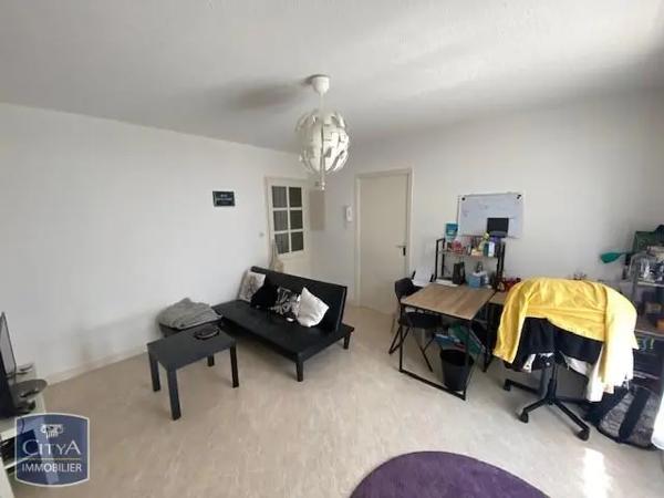 Appartement à louer 3 pièces 49.28m² Poitiers (86000)