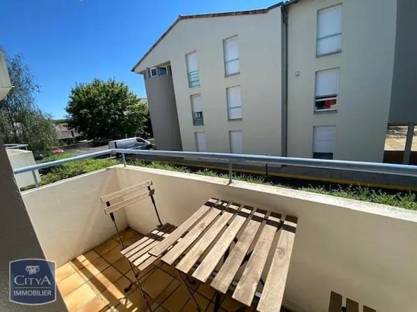 Appartement à louer 3 pièces 49.28m² Poitiers (86000)