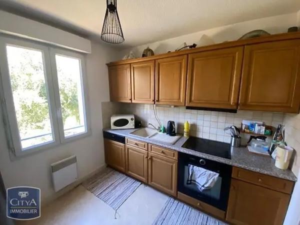 Appartement à louer 3 pièces 49.28m² Poitiers (86000)