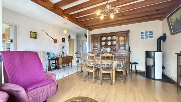 Bas-et-Lezat (63310) Viager occupé Monsieur 86 ans et Dame 85 ans - Maison plain-pied avec dépendance et terrain